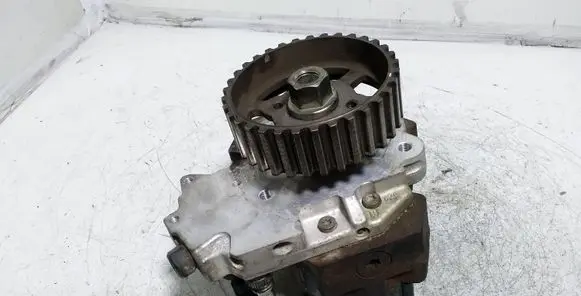 Mazda 3 I Fuel injection high pressure pump 9651844380