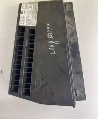 Land Rover Range Rover L322 Rear air vent grill 64228385388