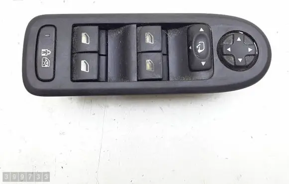 Citroen C5 Electric window control switch 96660257XT 3461402