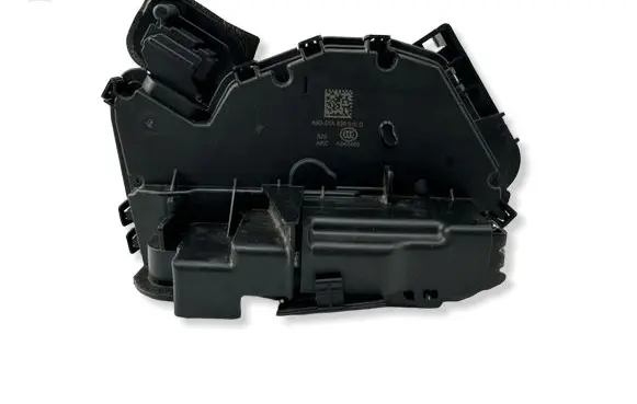 Volkswagen Arteon Rear door lock 5TA839016D