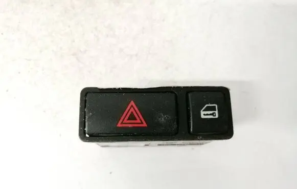 BMW 3 E46 Hazard light switch 61318368920