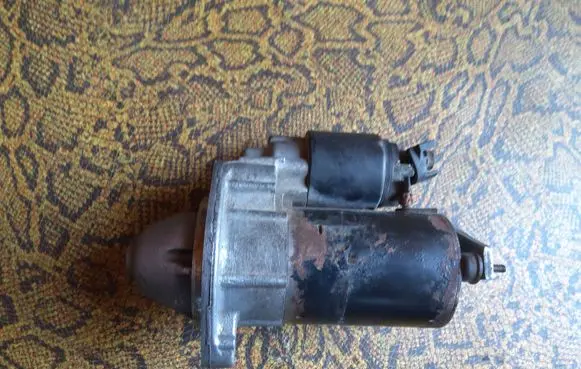 Audi A6 S6 C5 4B Starter motor 0001107068 058911023