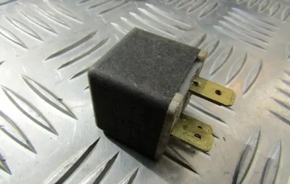 Jaguar XJ X40 Other relay 00351033 003510-33