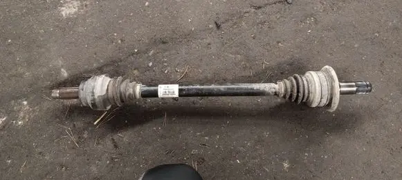 BMW X5 F15 Rear driveshaft P860984202
