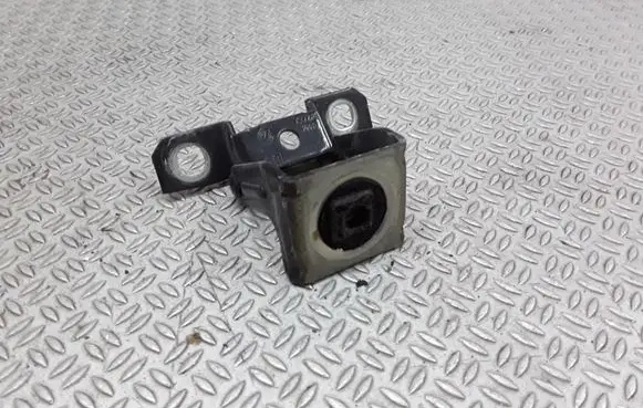 Fiat Grande Punto Tailgate/trunk/boot hinge
