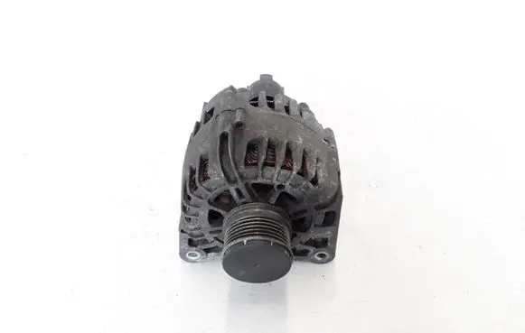 Renault Megane III Generator/alternator 231000027R