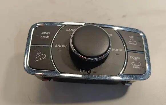 Jeep Grand Cherokee Multifunctional control switch/knob P68141341AB 68141341AB