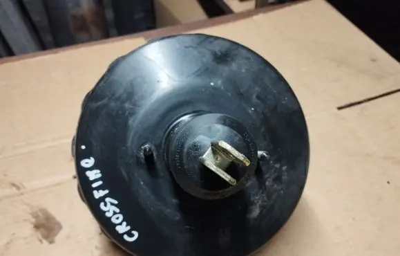 Chrysler Crossfire Brake booster A0054300630