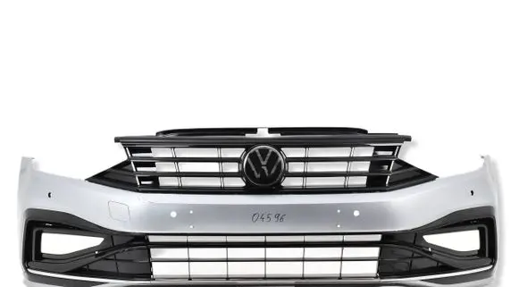 Volkswagen PASSAT B8 Front bumper 3G0807221A