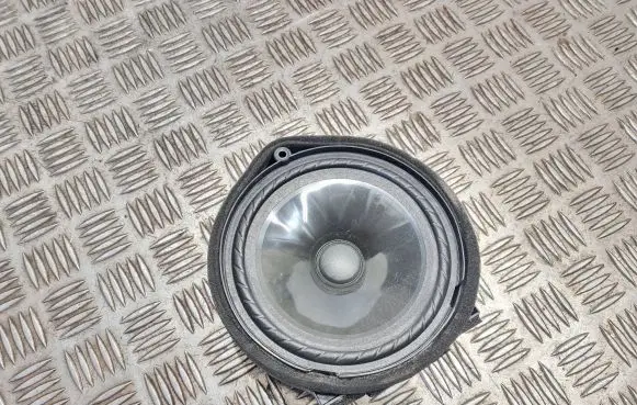 Honda CR-V Front door speaker Eas16p688a