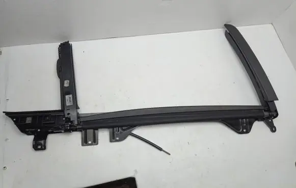 BMW 7 F01 F02 F03 F04 Rear door sun blind/shade 00140990