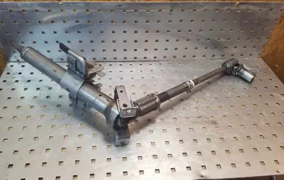 Mitsubishi Grandis Steering column universal joint