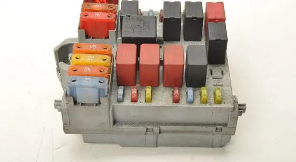 Alfa Romeo 159 Fuse box set 50510968