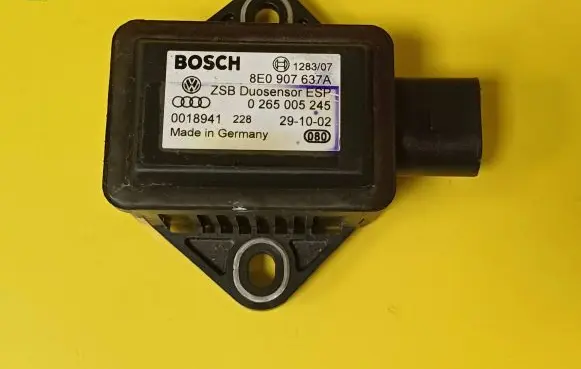 Audi A4 S4 B6 8E 8H ESP acceleration yaw rate sensor 8E0907637A 0265005245