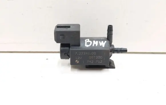 BMW 5 E60 E61 Turbo solenoid valve 1742712 72234100 05T200