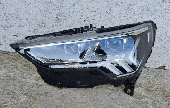 Audi Q3 8U Headlight/headlamp 83A941035 1101G710000 1090025