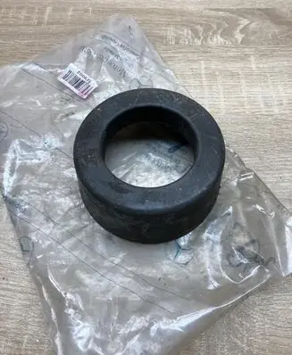 Mercedes-Benz 190 W201 Front coil spring rubber mount 2013211284