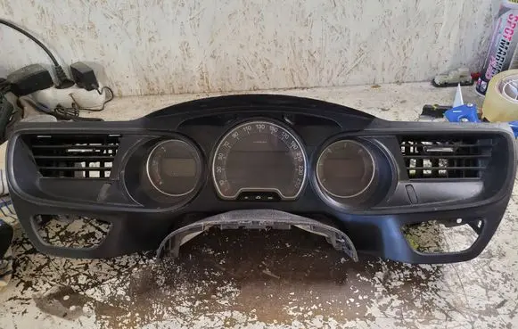 Citroen C5 Speedometer (instrument cluster) 9666326480