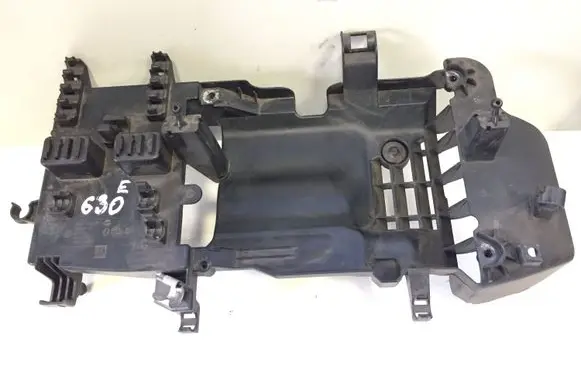 BMW 1 F20 F21 Other engine bay part 7608107 586509