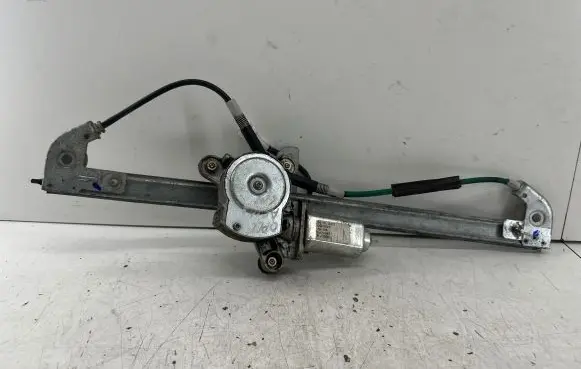 Opel Agila A Front door window regulator with motor 09206371 24102001 FF00221
