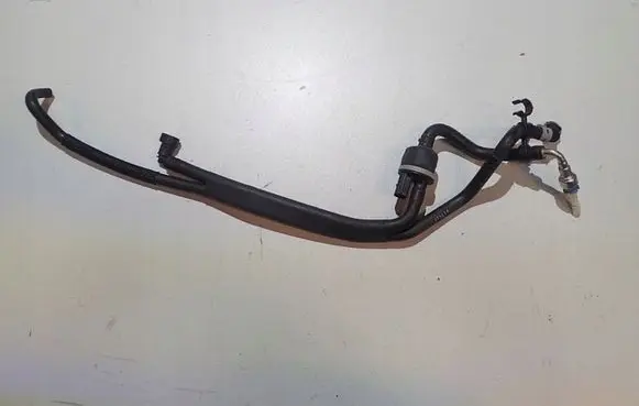 Volkswagen PASSAT B7 Engine coolant pipe/hose 3C0133778D