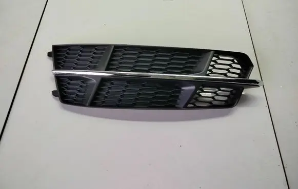 Audi A6 C7 Front bumper lower grill 4G0807681
