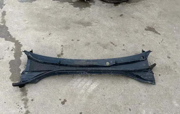 KIA Xceed Windshield trim 86151J7050