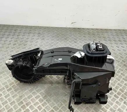 Interior heater climate box assembly