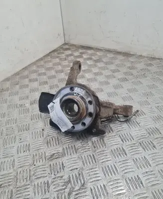 Opel Astra H Front wheel hub