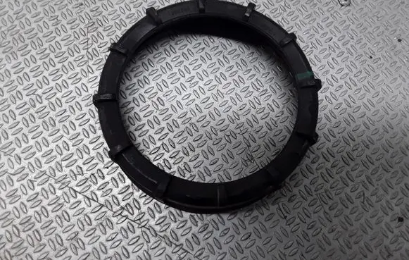 Mercedes-Benz E W211 In tank fuel pump screw locking ring/nut 