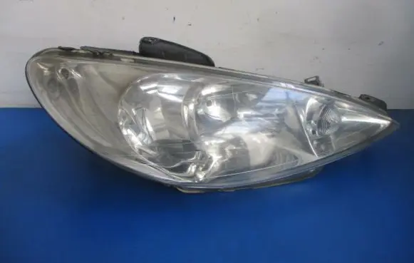 Peugeot 206 CC Headlight/headlamp 9628666780