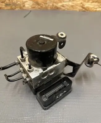 Volvo S80 ABS Pump 30681619 000404972C1 10092604053