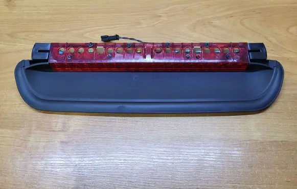 BMW 3 E90 E91 Third/center stoplight