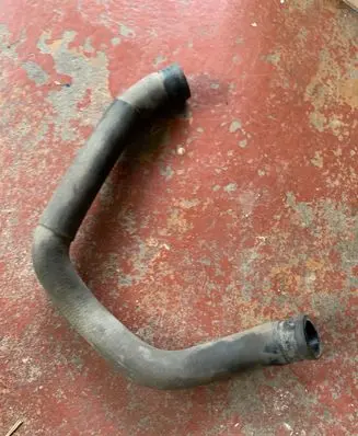 Volkswagen Golf VI Engine coolant pipe/hose