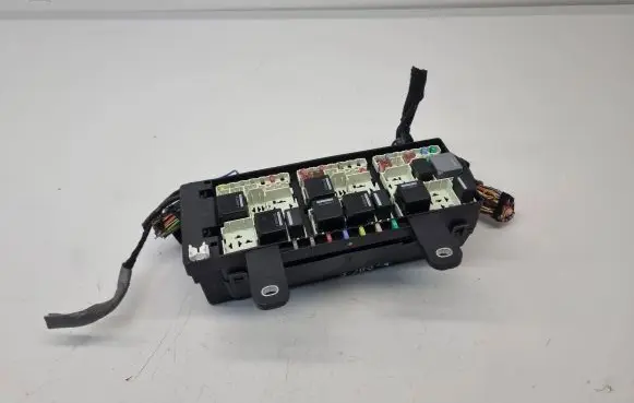 Jaguar F-Pace Fuse module HK8314A067FA