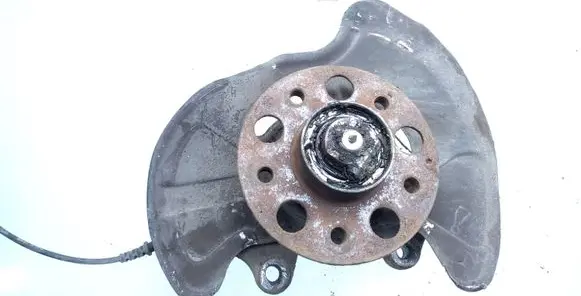 Mercedes-Benz C W203 Front wheel hub spindle knuckle