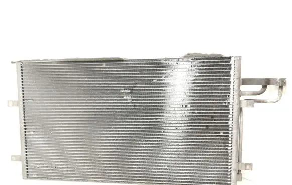 Ford Focus A/C cooling radiator (condenser)