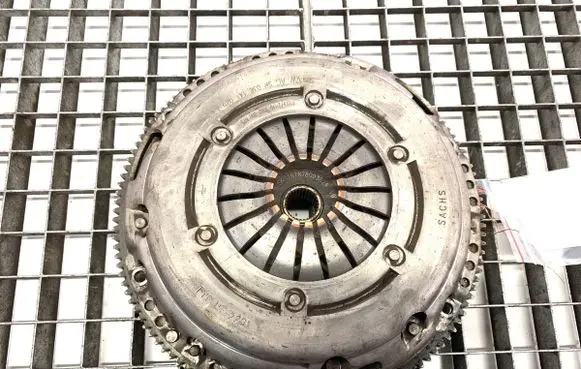 Skoda Rapid (NH) Clutch set kit 036141032H