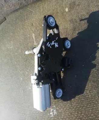 Ford Fiesta Rear window wiper motor 8A61A17K441AE