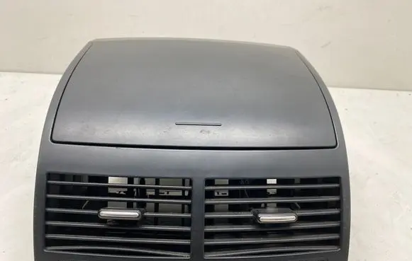 Volkswagen Touareg I Glove box 7L6857919B