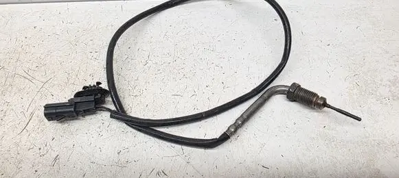 Nissan X-Trail T32 Exhaust gas temperature sensor 226407522R 2264000QAH
