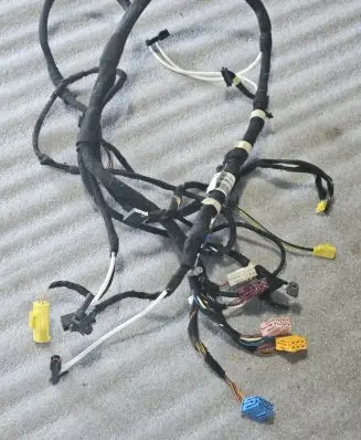 Mercedes-Benz SL R230 Seat wiring loom A2308200204