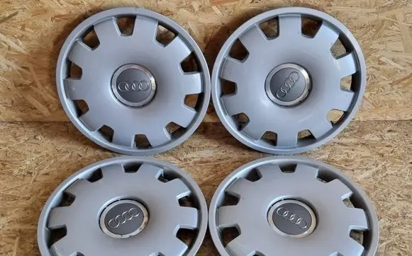 Audi A4 S4 B7 8E 8H R16 wheel hub/cap/trim 4B0601147D