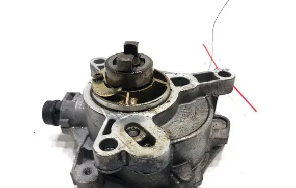 Volvo V60 Vacuum pump 31316688