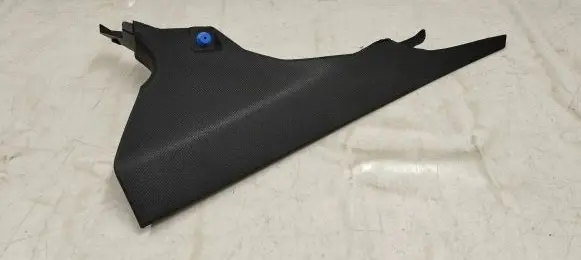 BMW 4 F32 F33 (C) pillar trim 7276895