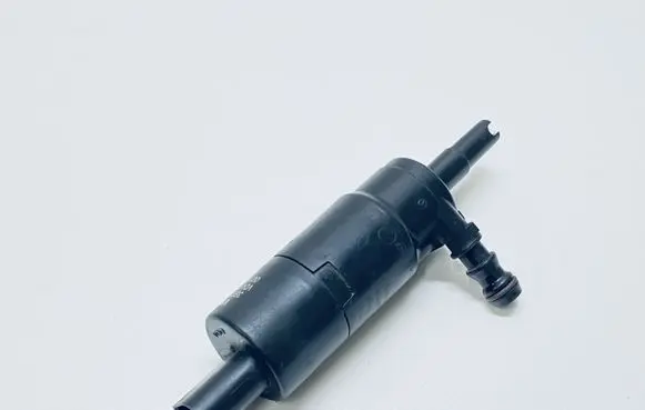 Audi A5 8T 8F Headlight washer pump 3B7955681