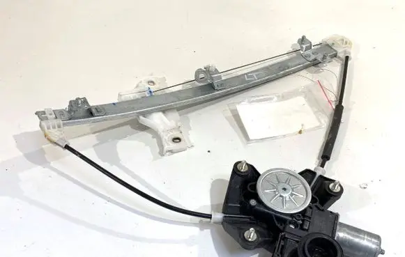Toyota Yaris Rear door window regulator with motor 85720K0010