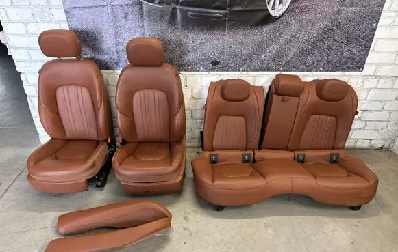 Maserati Ghibli Seat set 