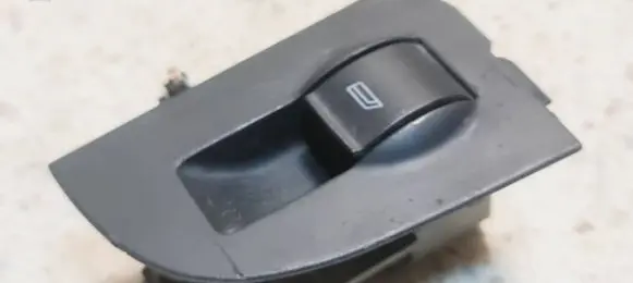 Audi A6 S6 C5 4B Electric window control switch 4B0959855
