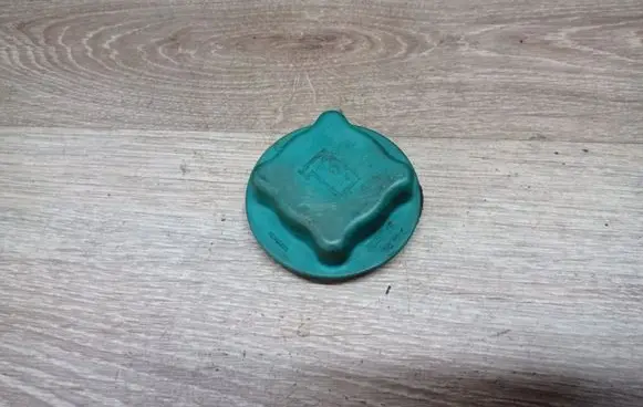 Volvo S60 Coolant expansion tank/reservoir cap 9445462